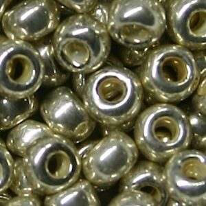 11 Round Beads 11R558